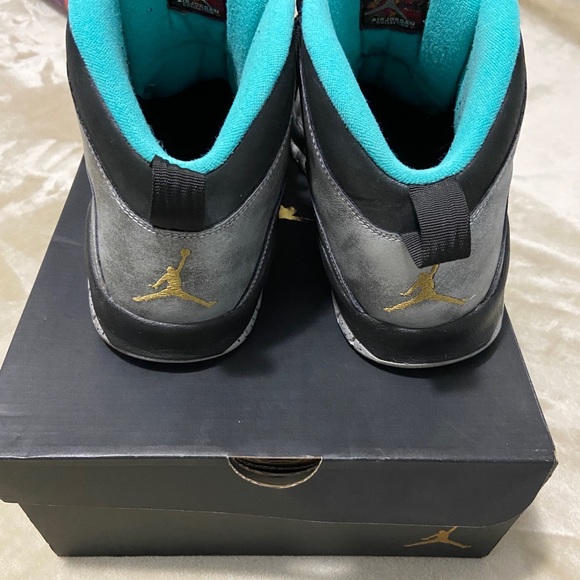 Air Jordan 10 30th anniversary “Statue of Liberty” - Picture 6 of 9